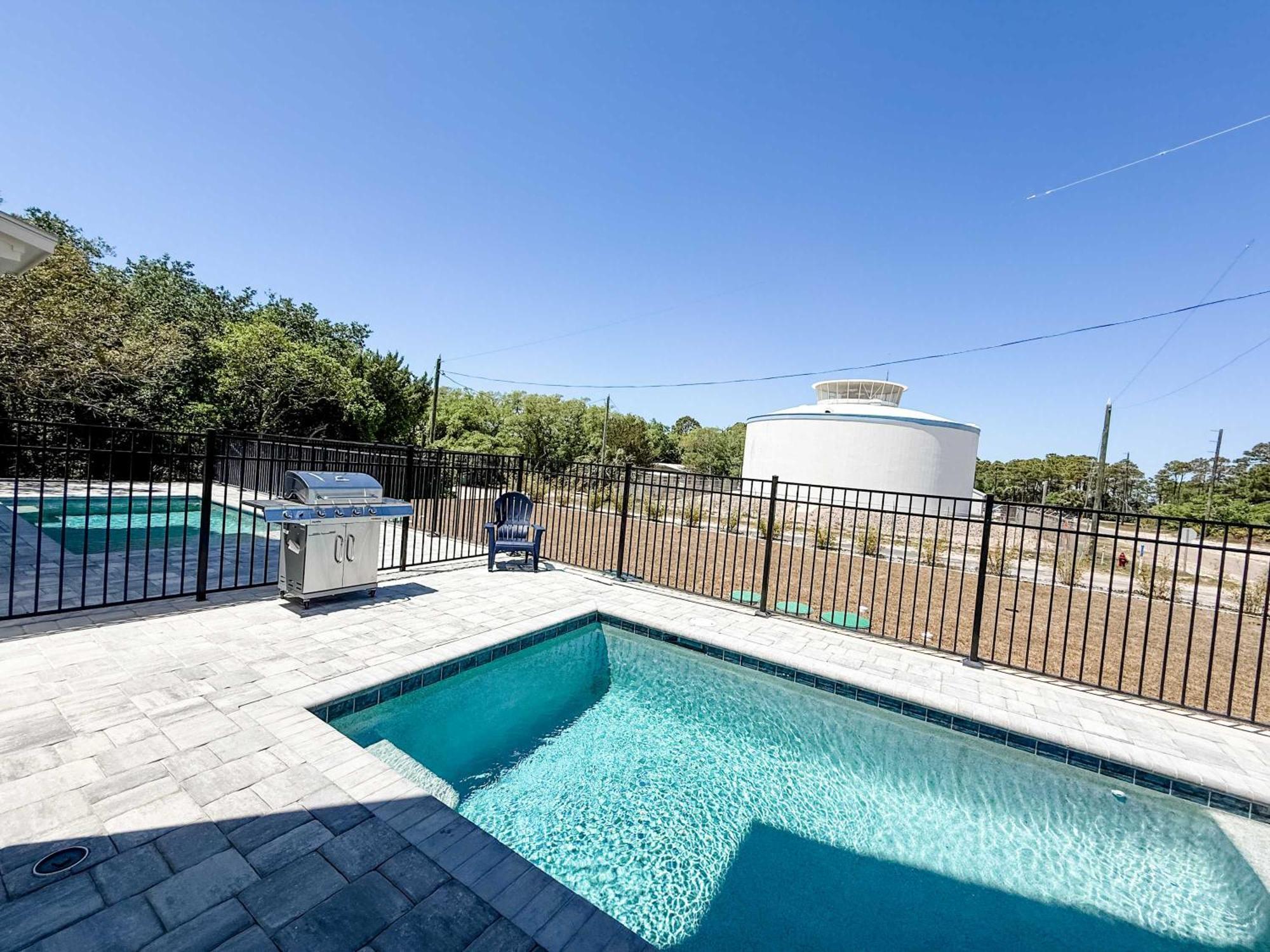 Serenity By The Sea St George Island Pool Home Eastpoint Exterior photo